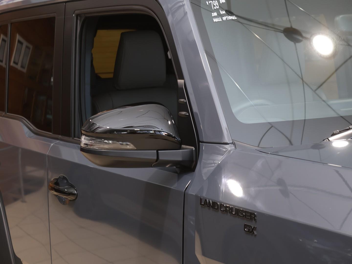 2026 Toyota Land Cruiser FJ 2.7 4x4 GX image 7