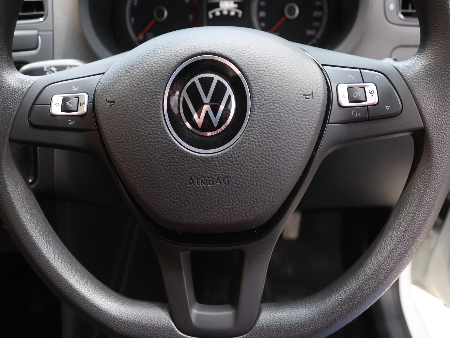 2025 Volkswagen Polo Vivo 1.4 image 7
