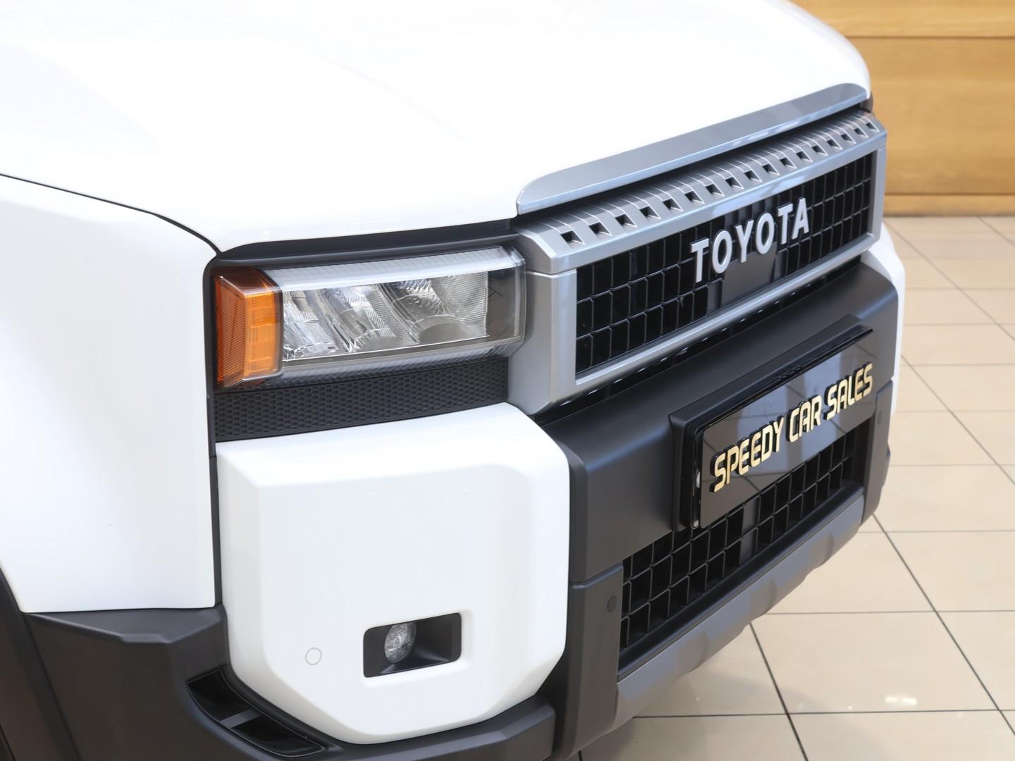 2024 Toyota Land Cruiser Prado 2.8GD TX image 4