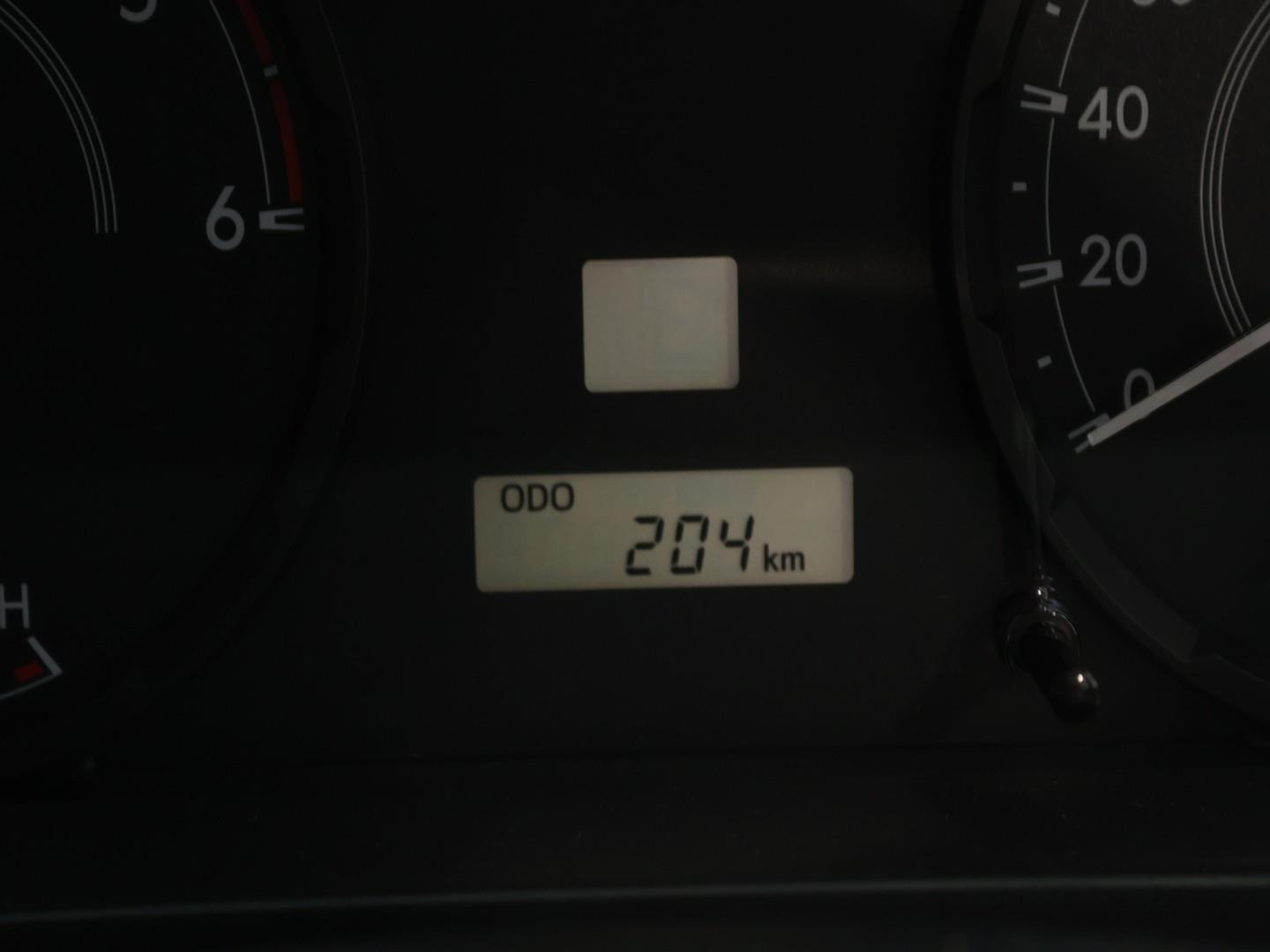 2026 Toyota Hilux 2.8GD-6 Double Cab SRX image 10