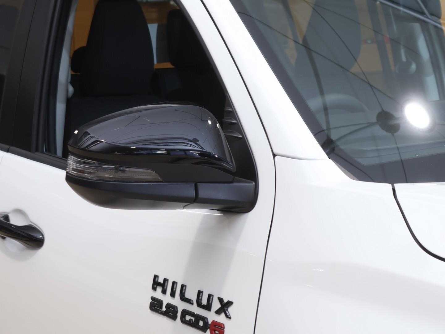 2026 Toyota Hilux 2.8GD-6 Double Cab Raider 4x4 image 4
