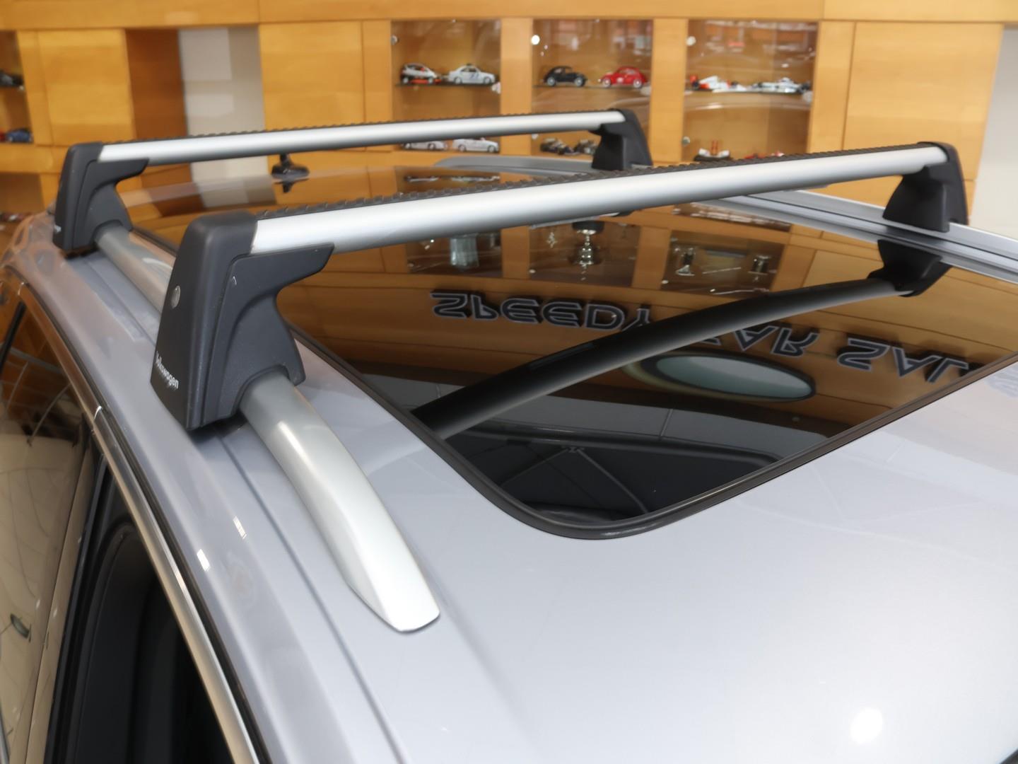 2022 Volkswagen Touareg V6 TDI Executive R-Line image 7