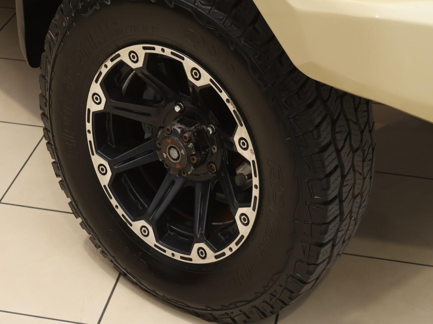 2016 Toyota Land Cruiser 79 4.5D-4D LX V8 Double Cab image 4