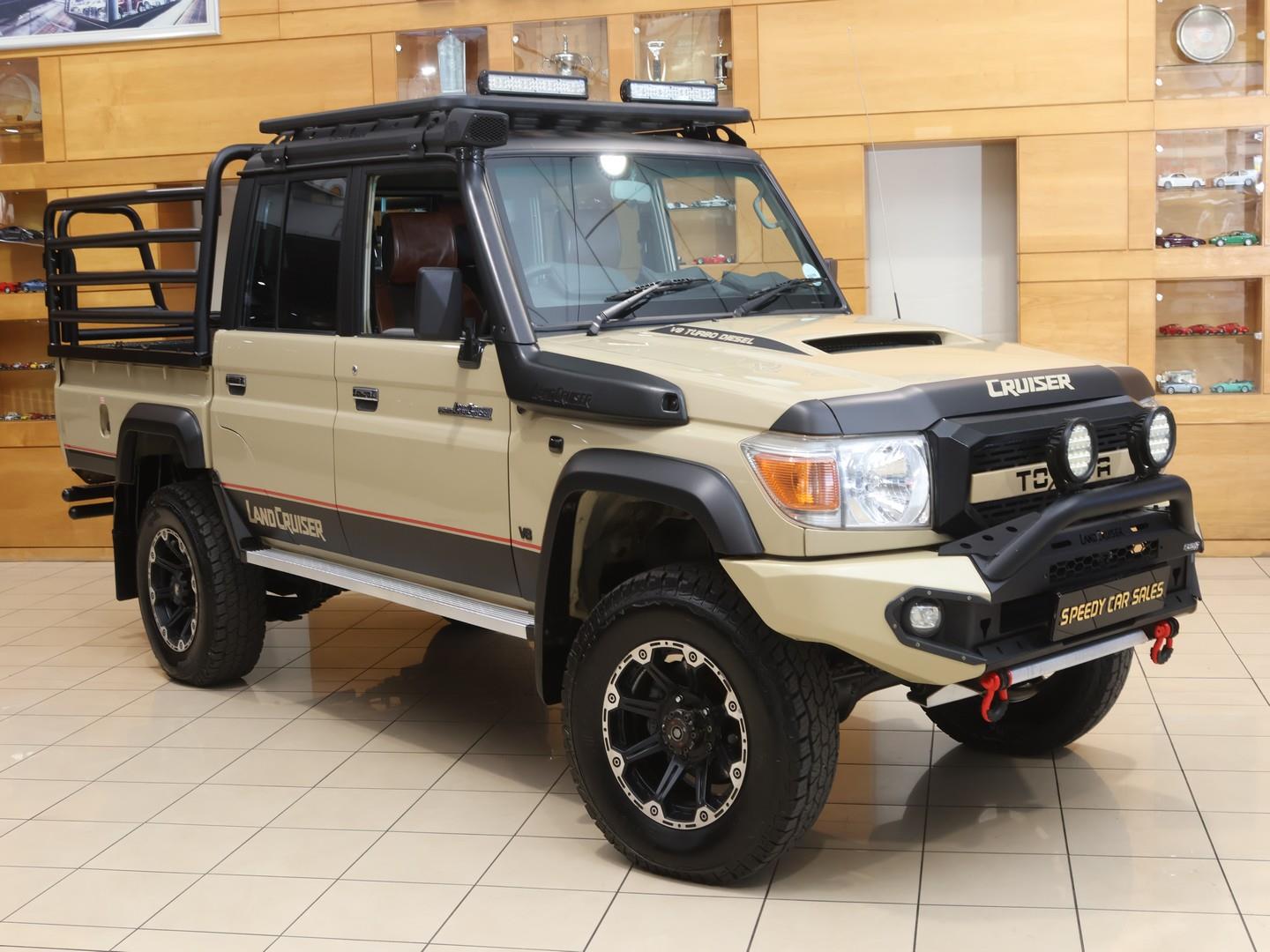 2016 Toyota Land Cruiser 79 4.5D-4D LX V8 Double Cab image 5