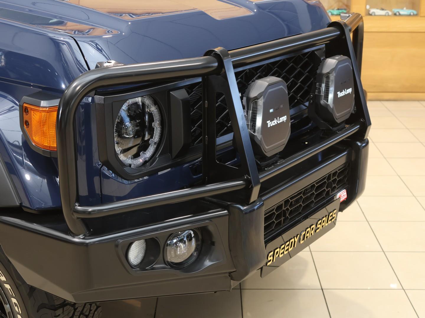 2026 Toyota Land Cruiser 79 2.8GD-6 Double Cab Auto image 4