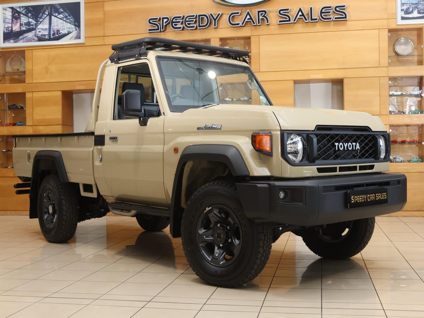 2026 Toyota Land Cruiser 79 2.8GD-6 Single Cab — main view
