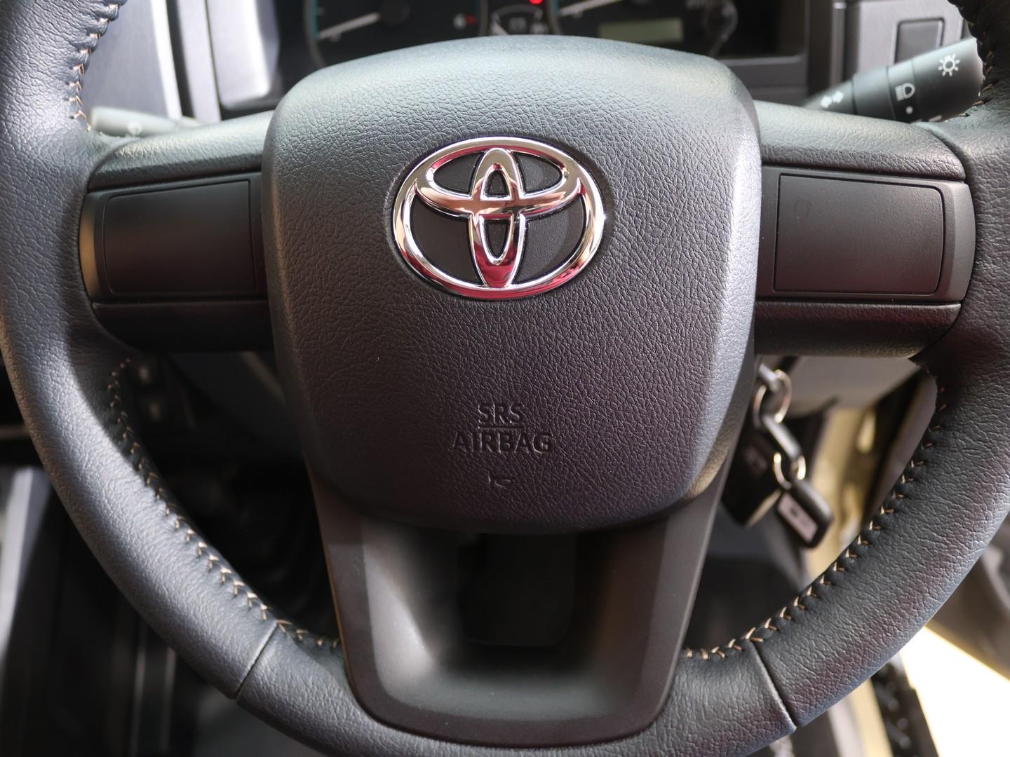 2026 Toyota Land Cruiser 79 2.8GD-6 Single Cab image 9