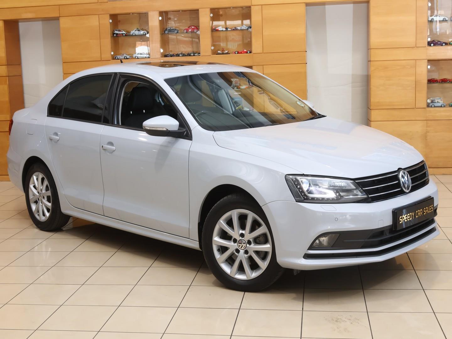 2018 Volkswagen Jetta 1.4TSI Comfortline Auto — main view