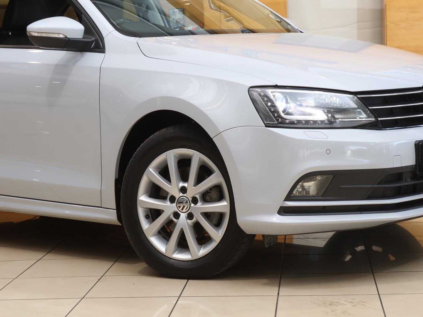 2018 Volkswagen Jetta 1.4TSI Comfortline Auto image 6