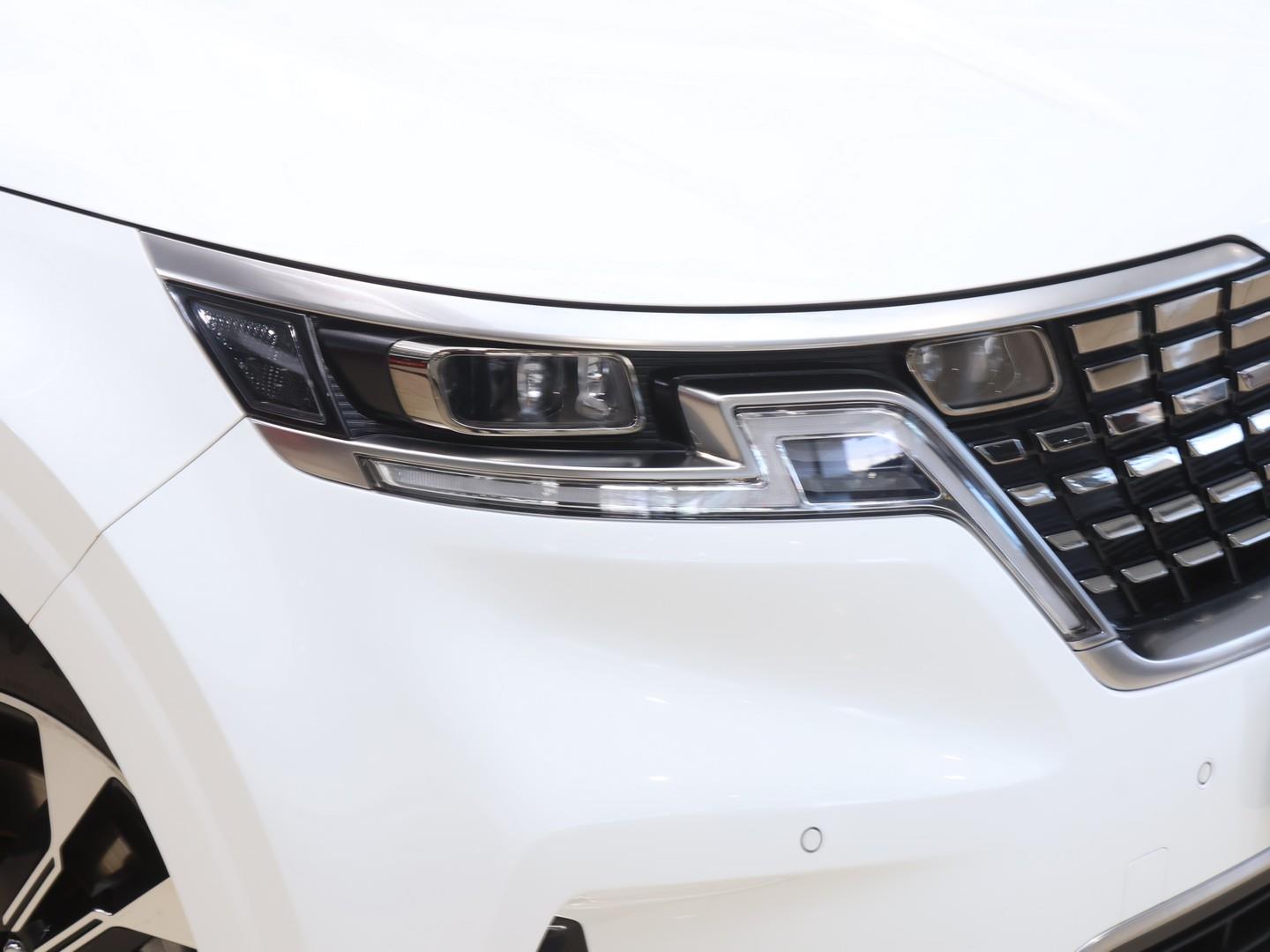 2022 Kia Carnival 2.2CRDi SXL image 3