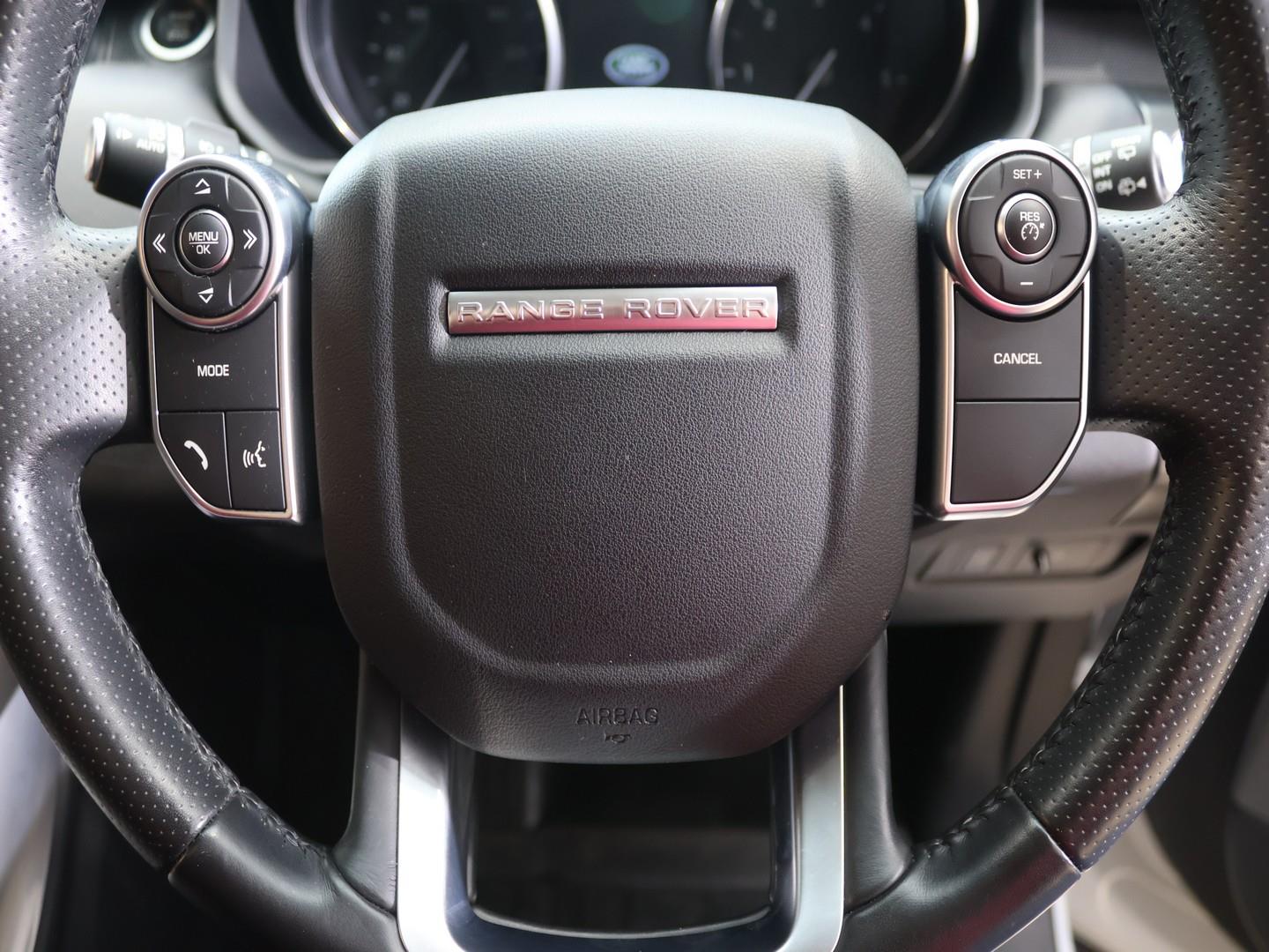 2018 Land Rover Range Rover Sport SE SDV6 image 9