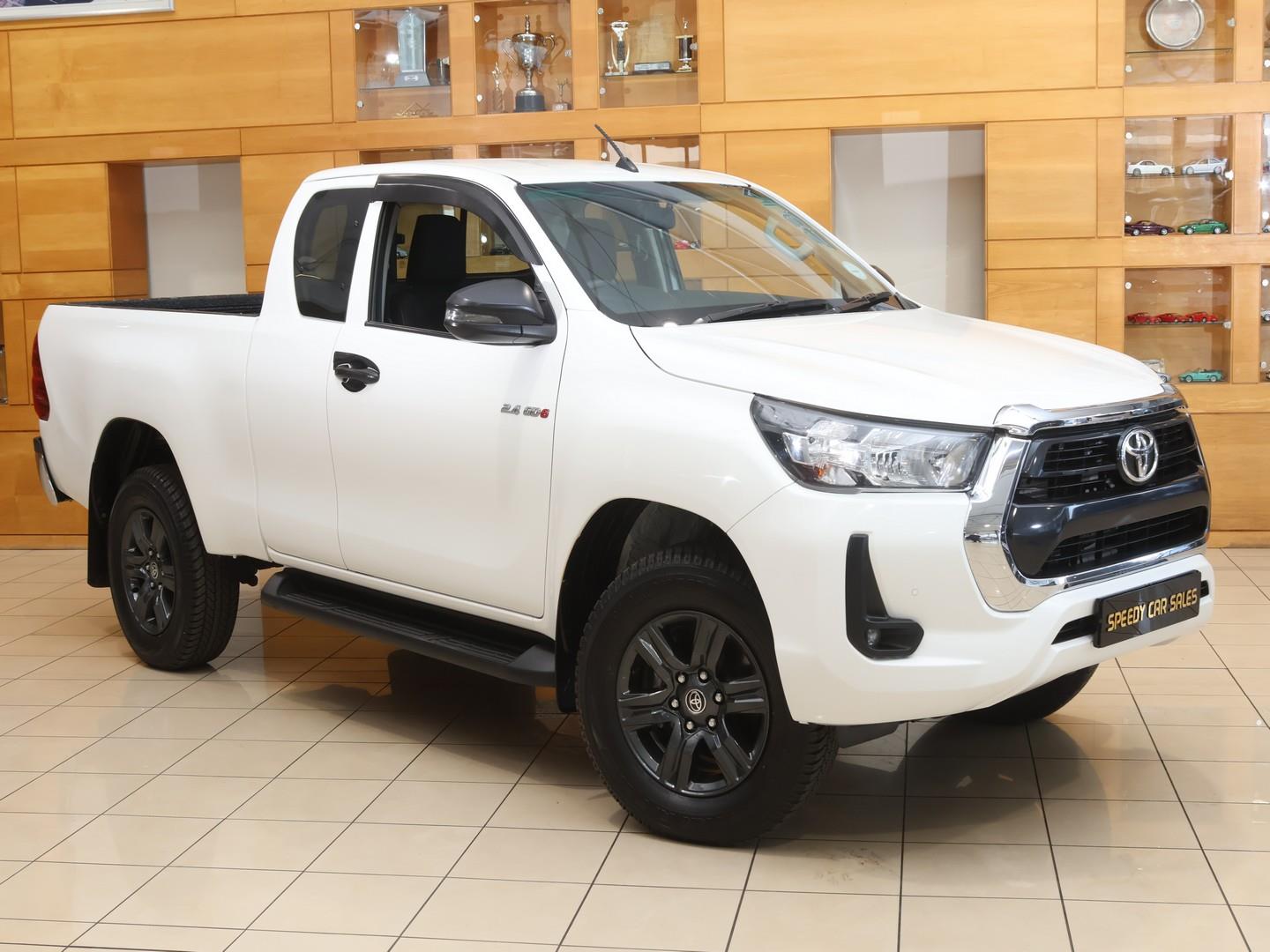2023 Toyota Hilux 2.4GD-6 Xtra Cab Raider Auto — main view
