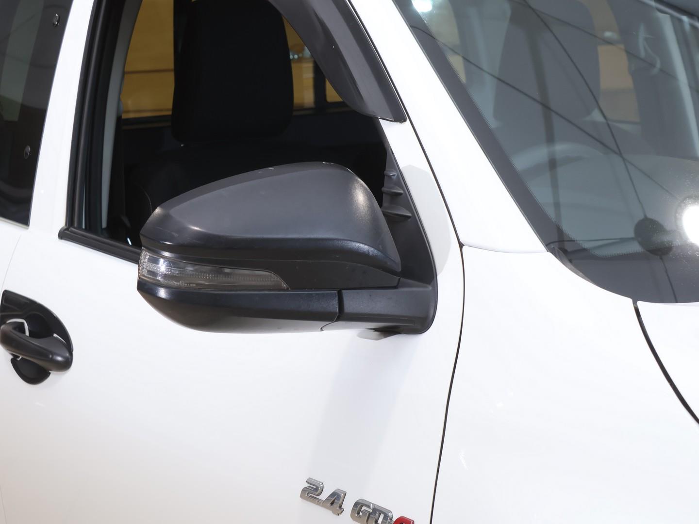 2023 Toyota Hilux 2.4GD-6 Xtra Cab Raider Auto image 6