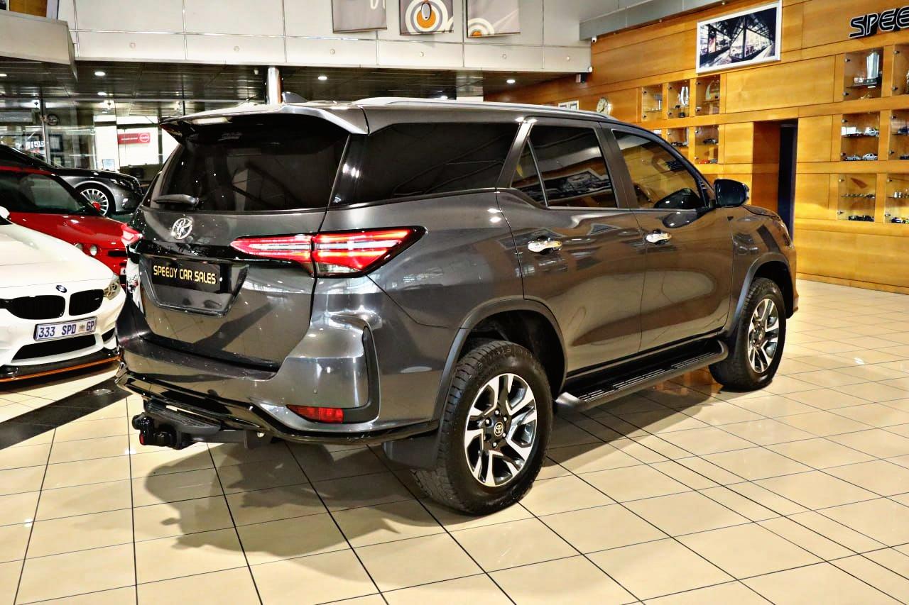 2023 Toyota Fortuner 2.8GD-6 VX image 12