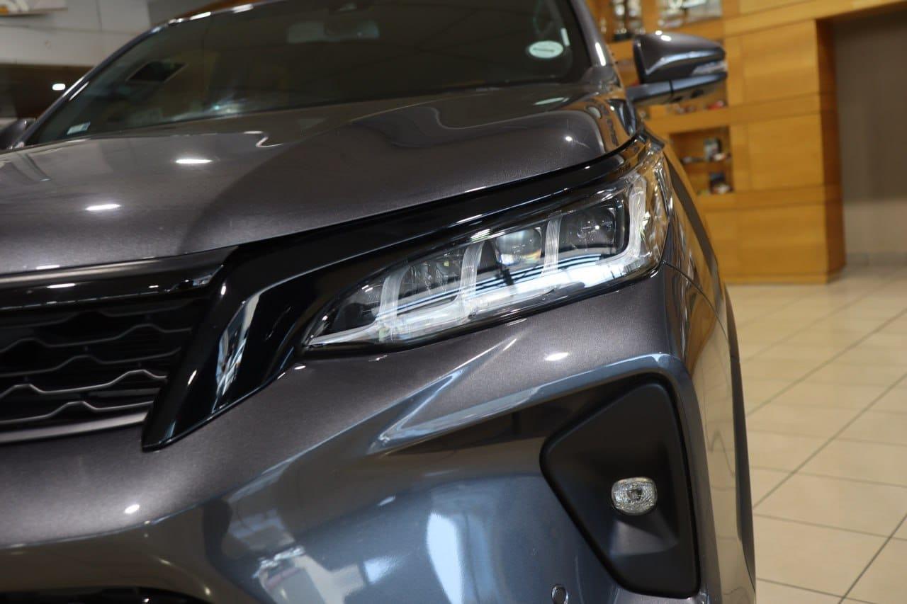 2023 Toyota Fortuner 2.8GD-6 VX image 3