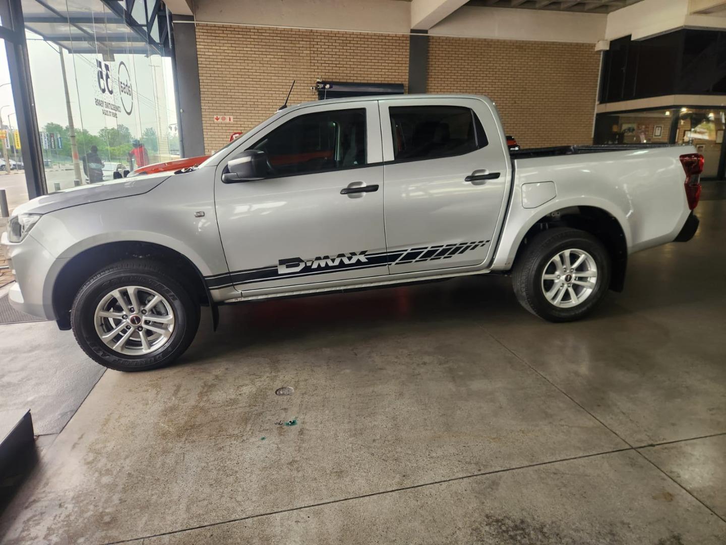 2023 Isuzu D-Max 1.9TD Double Cab L (Manual) image 7