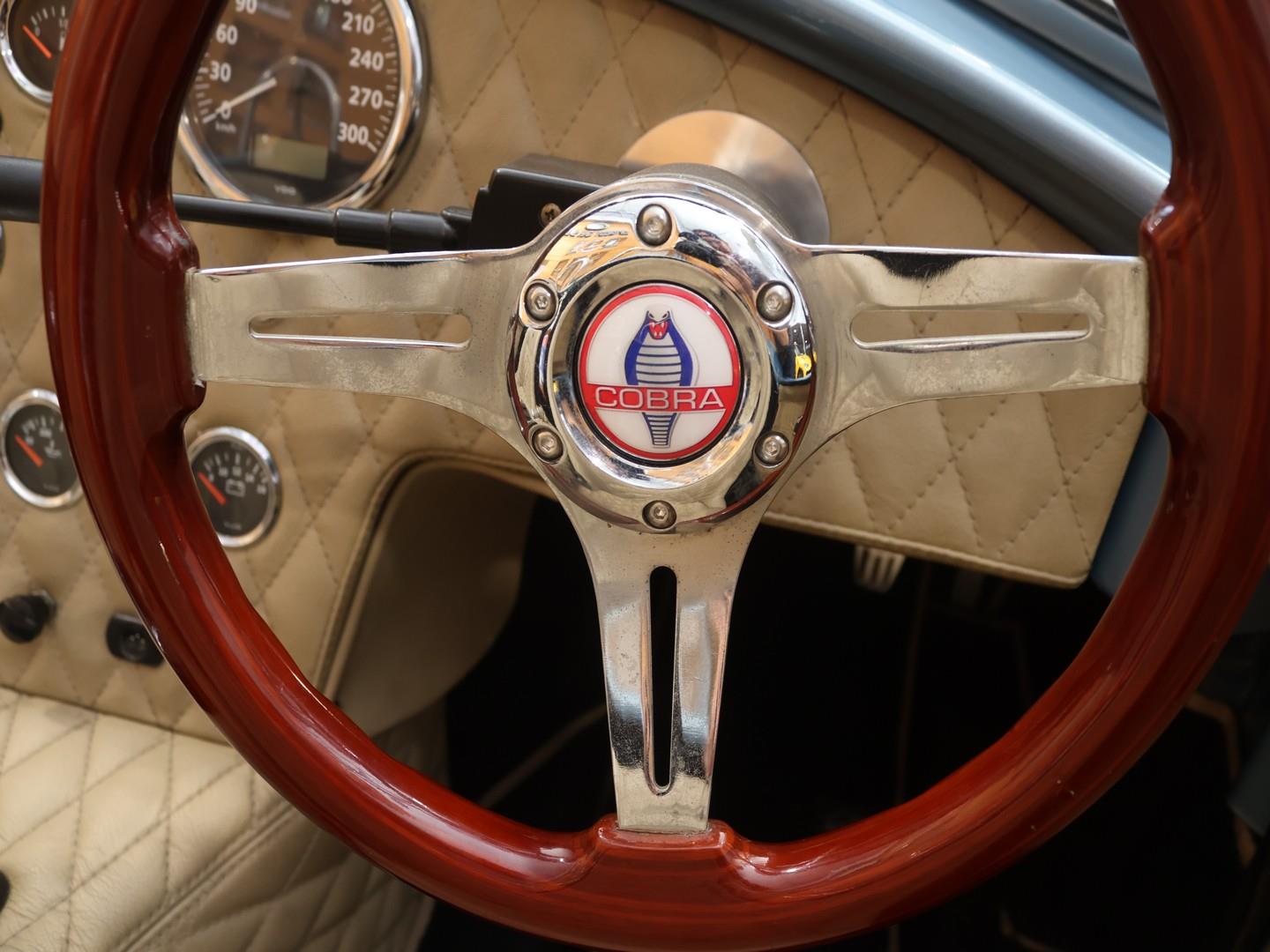 2013 AC Cobra V8 Auto image 11