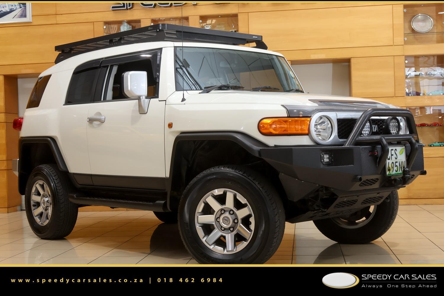 2022 Toyota FJ Cruiser FJ Cruiser — main view