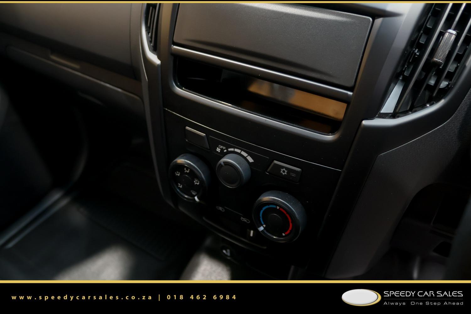 2026 Isuzu D-Max Gen 6 250 Single Cab Fleetside Safety image 11