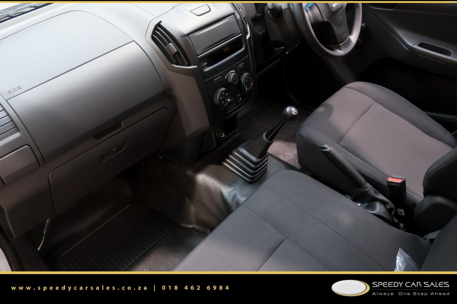 2026 Isuzu D-Max Gen 6 250 Single Cab Fleetside Safety image 12