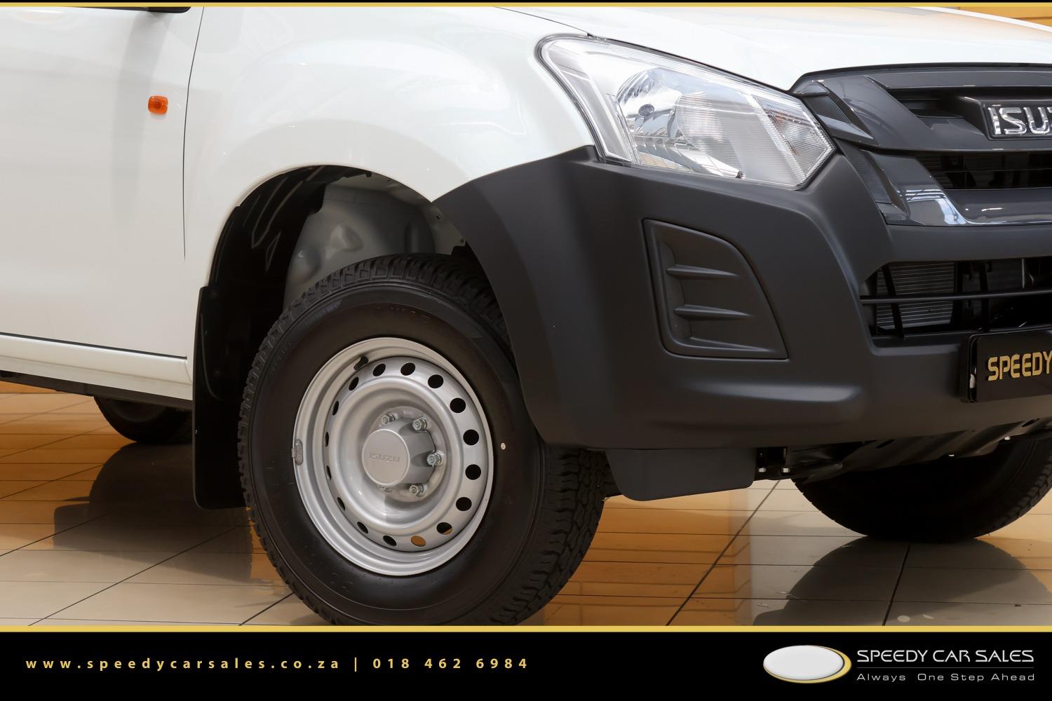 2026 Isuzu D-Max Gen 6 250 Single Cab Fleetside Safety image 5