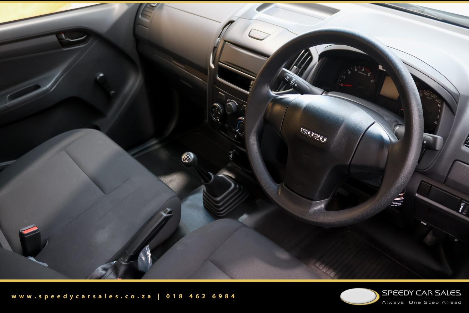 2026 Isuzu D-Max Gen 6 250 Single Cab Fleetside Safety image 9