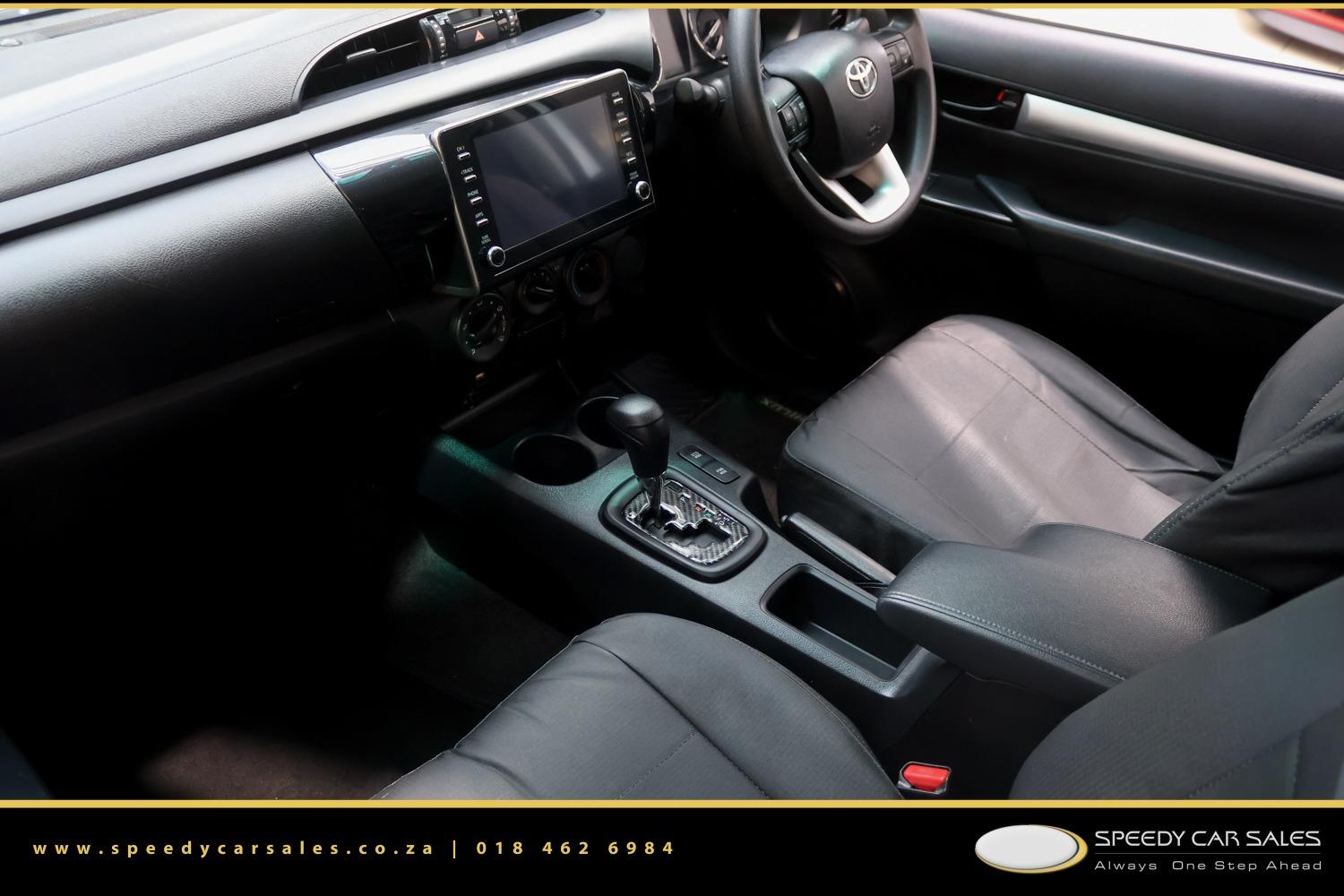2021 Toyota Hilux 2.4GD-6 Xtra Cab Raider Auto image 10