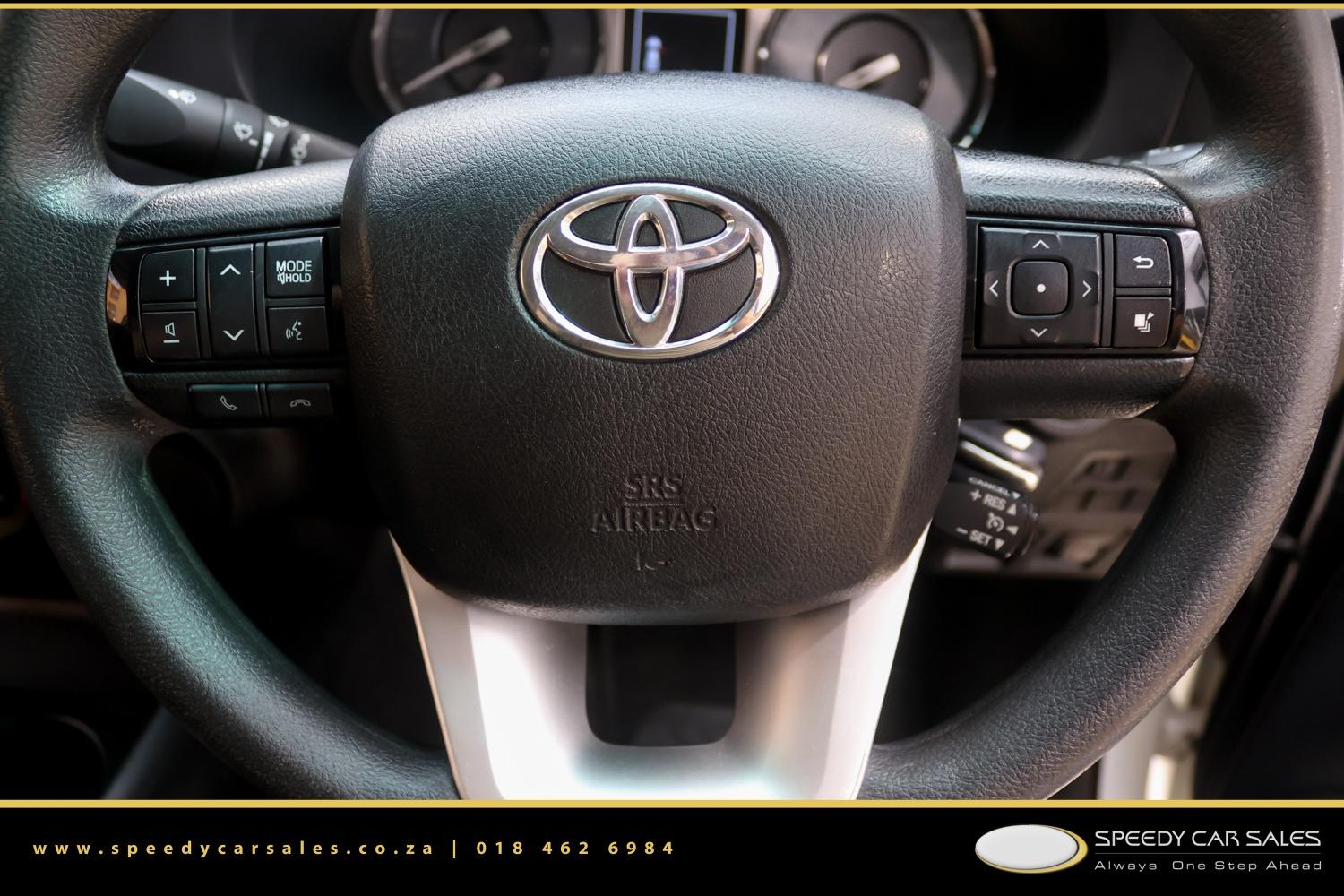 2021 Toyota Hilux 2.4GD-6 Xtra Cab Raider Auto image 8