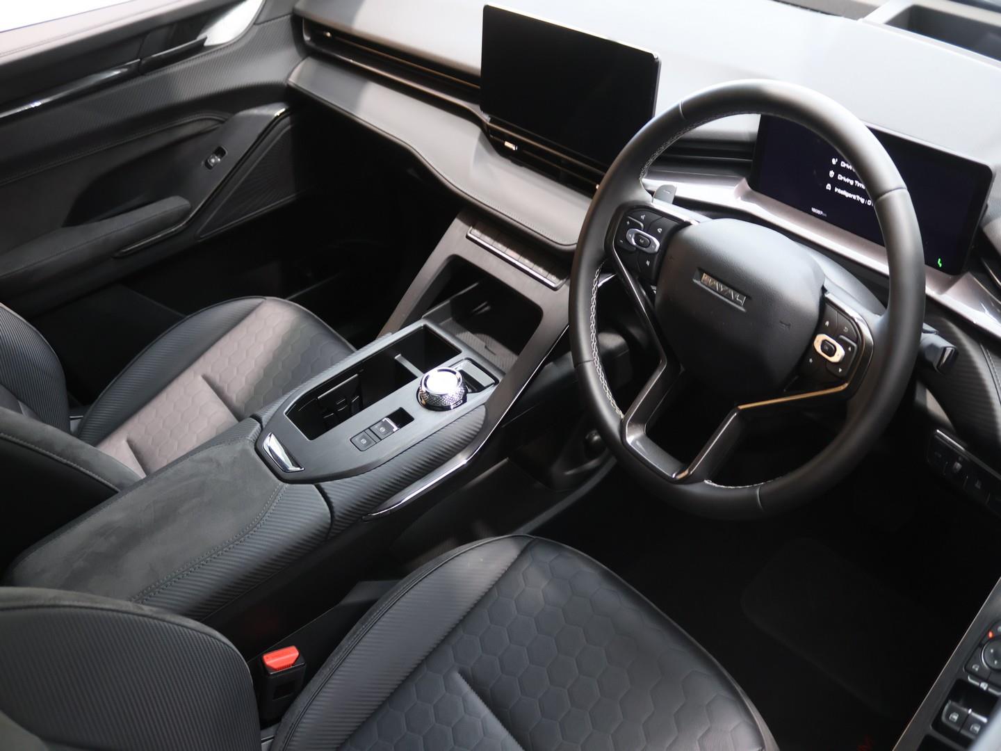 2025 Haval H6 GT 2.0GDIT 4WD Super Luxury image 8