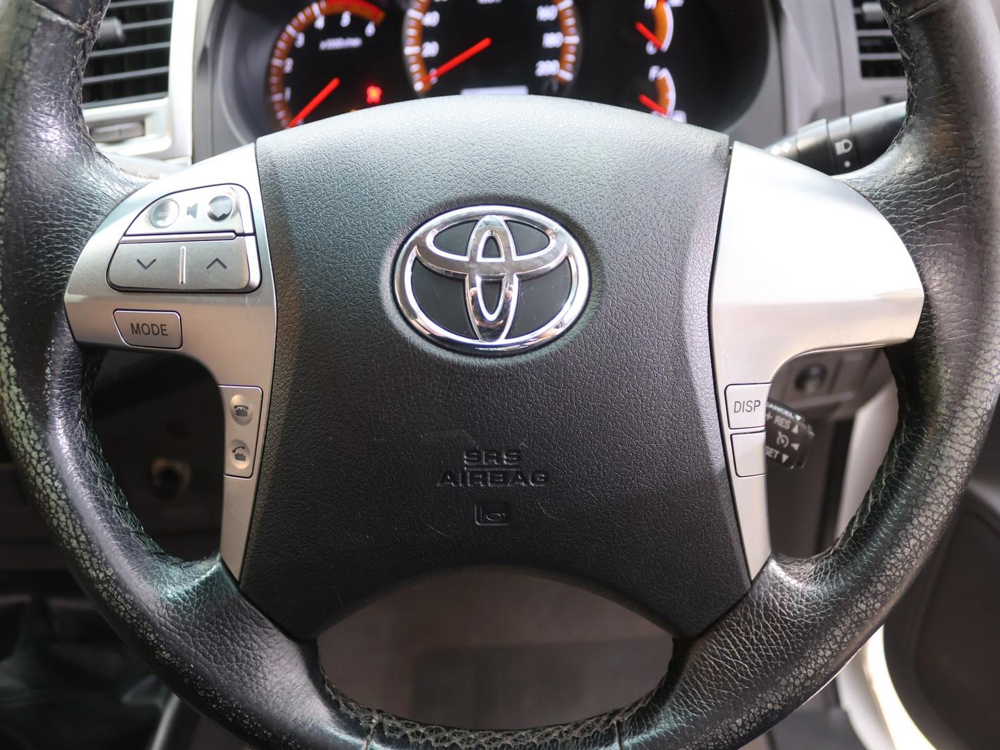 2014 Toyota Hilux 3.0D-4D Xtra Cab 4x4 Raider image 9