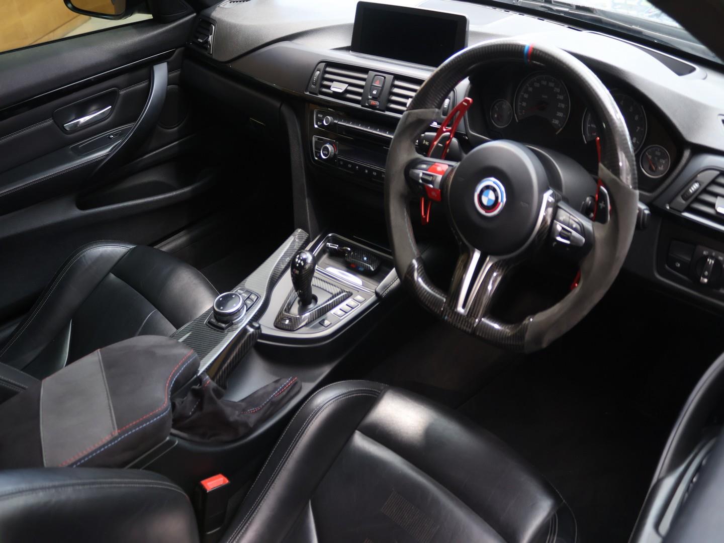 2014 BMW M4 Coupe Auto image 11