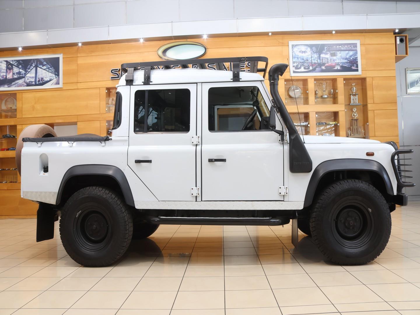 2004 Land Rover Defender 110 2.5 Td5 Double Cab image 3