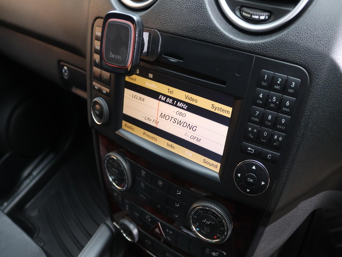 2010 Mercedes-Benz ML ML350CDI image 9