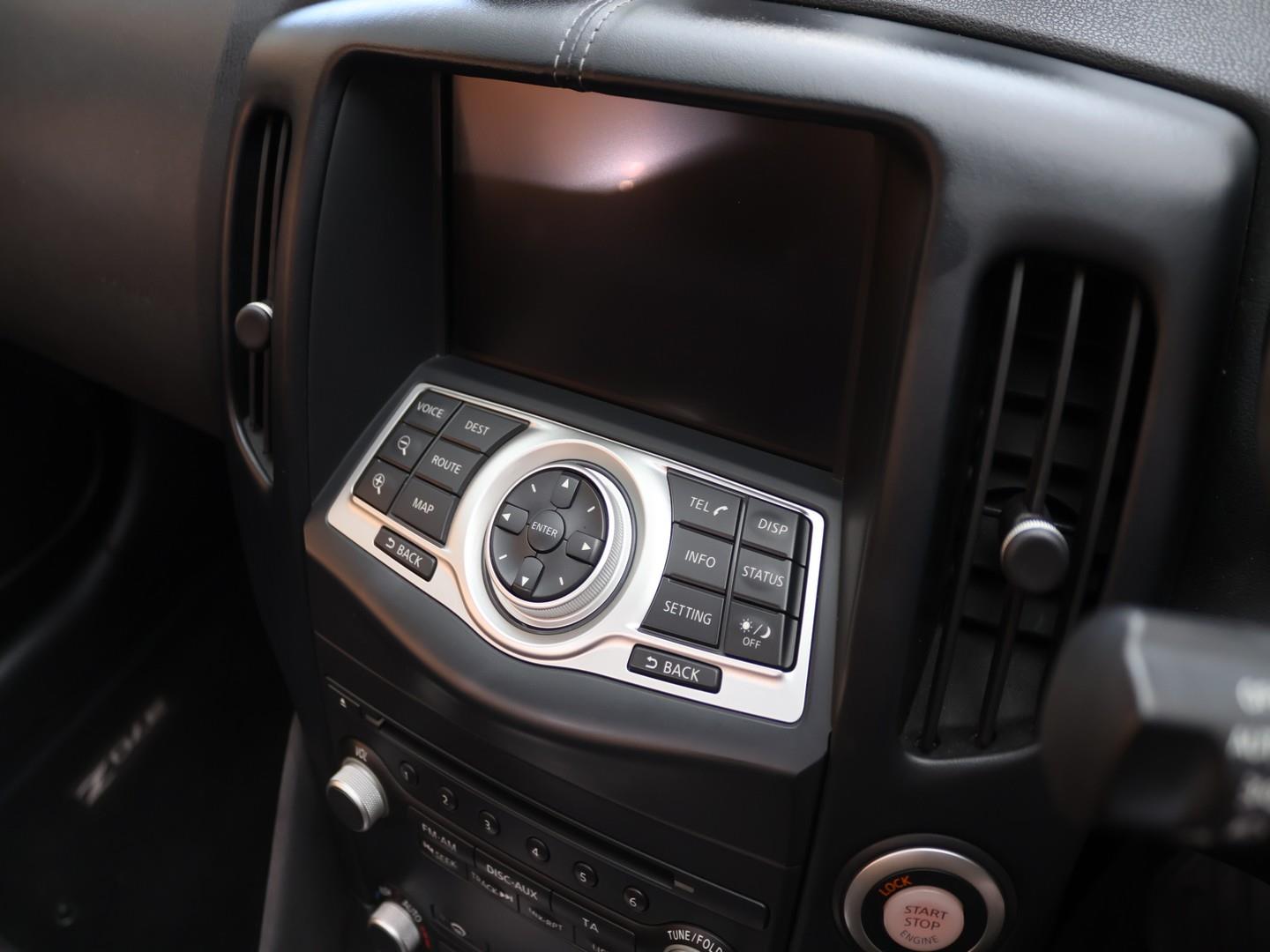 2013 Nissan 370Z Roadster Auto image 10