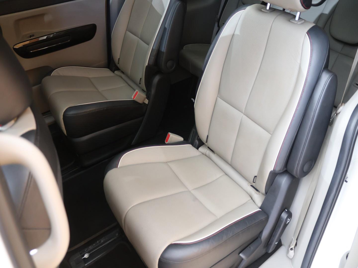 2020 Kia Grand Sedona 2.2CRDi SXL image 10