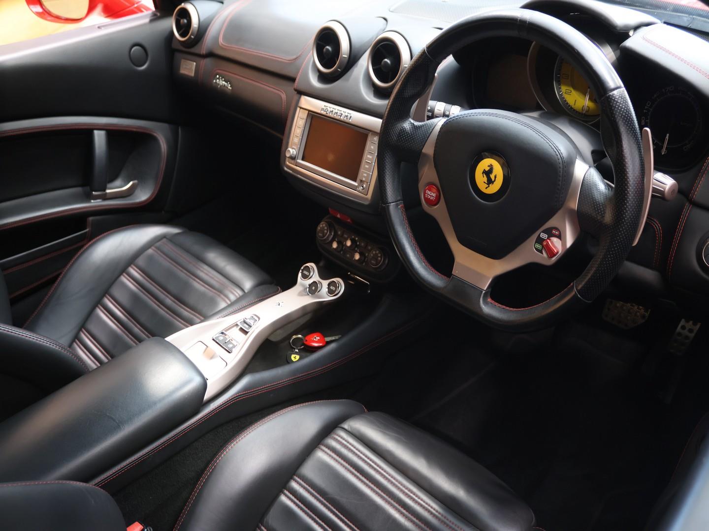 2012 Ferrari California 30 image 12