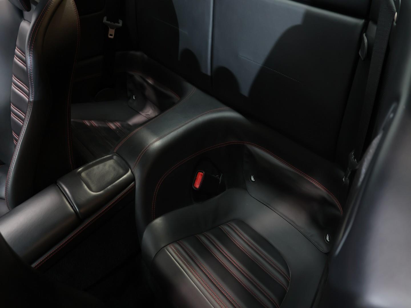2012 Ferrari California 30 image 5