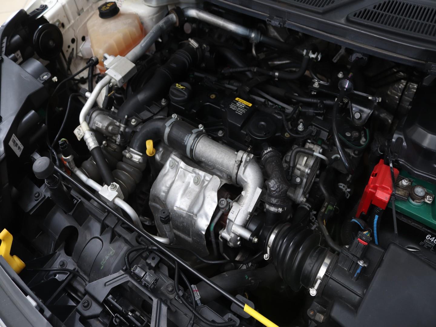 Ford EcoSport - Image 14