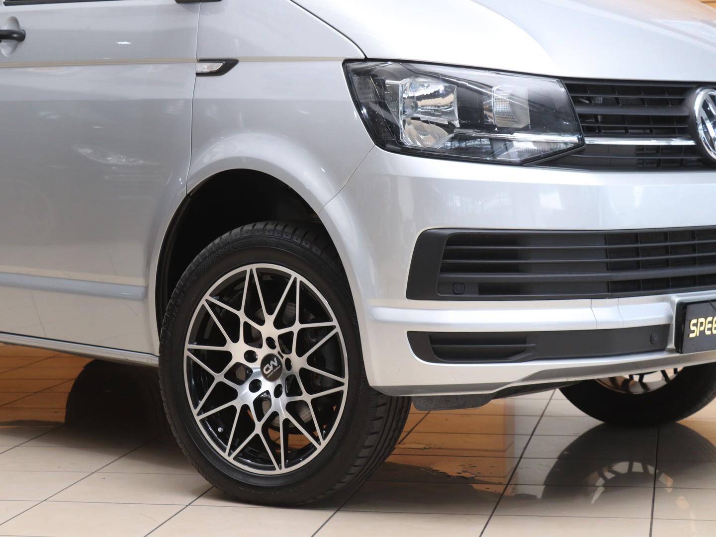 Volkswagen Kombi - Image 2