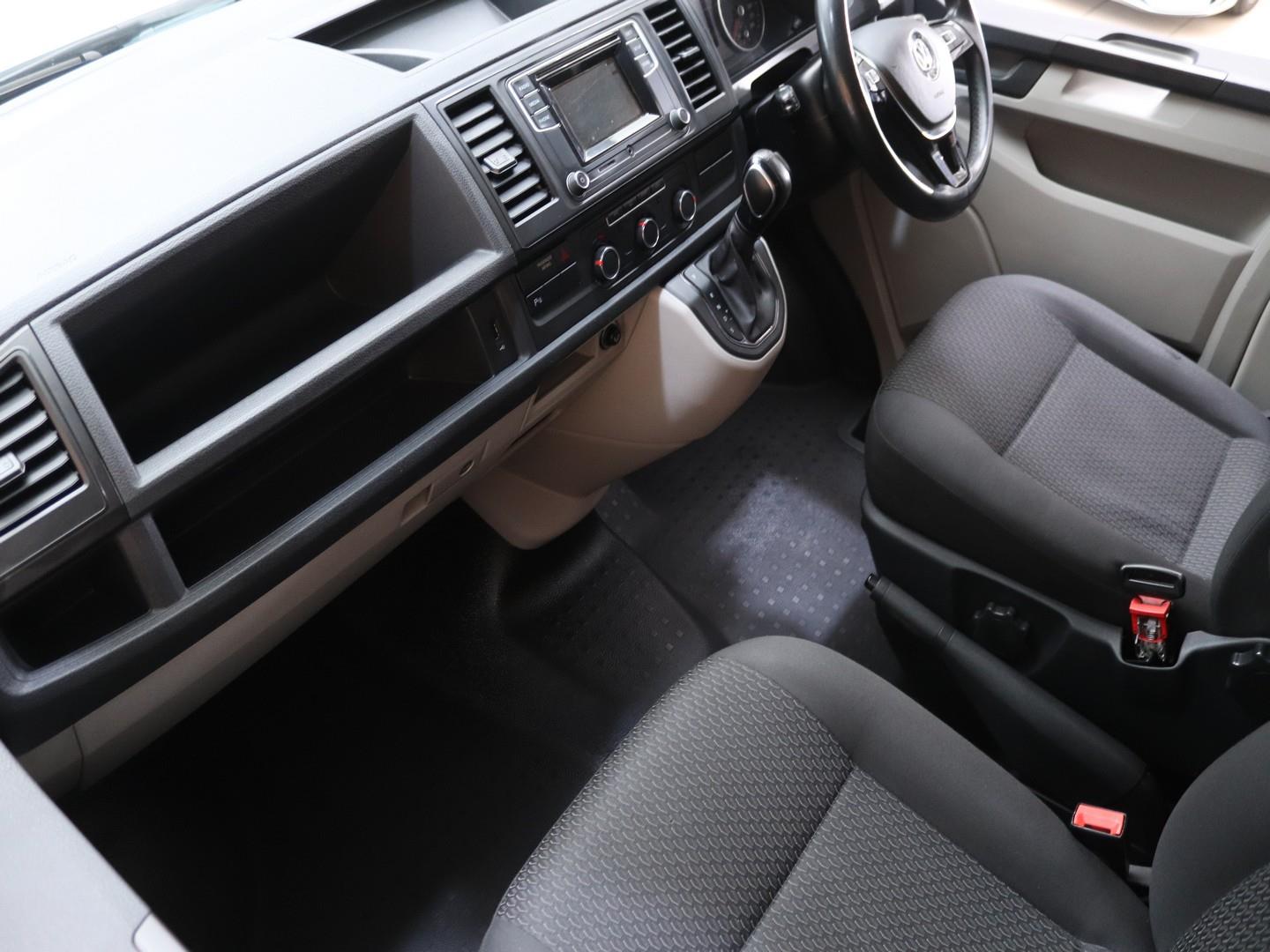 Volkswagen Kombi - Image 12