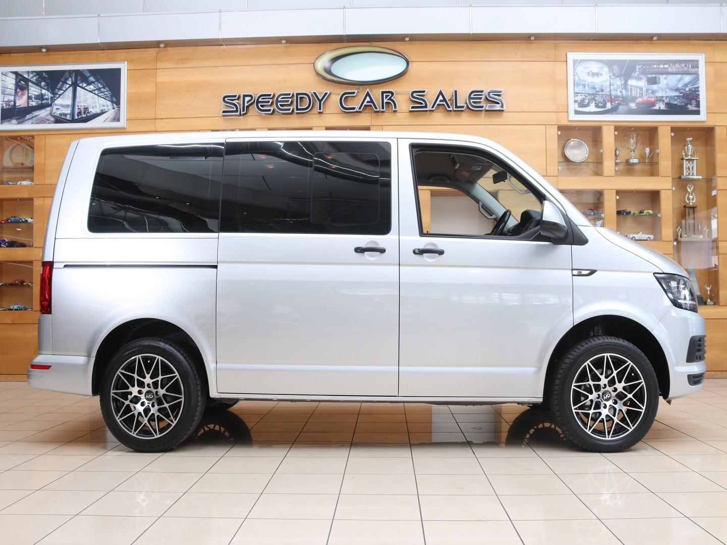 Volkswagen Kombi - Image 16