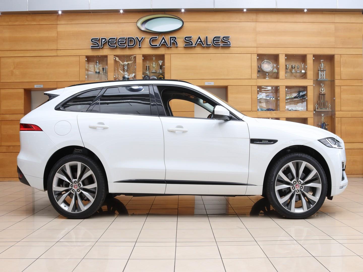 Jaguar F-Pace - Image 16