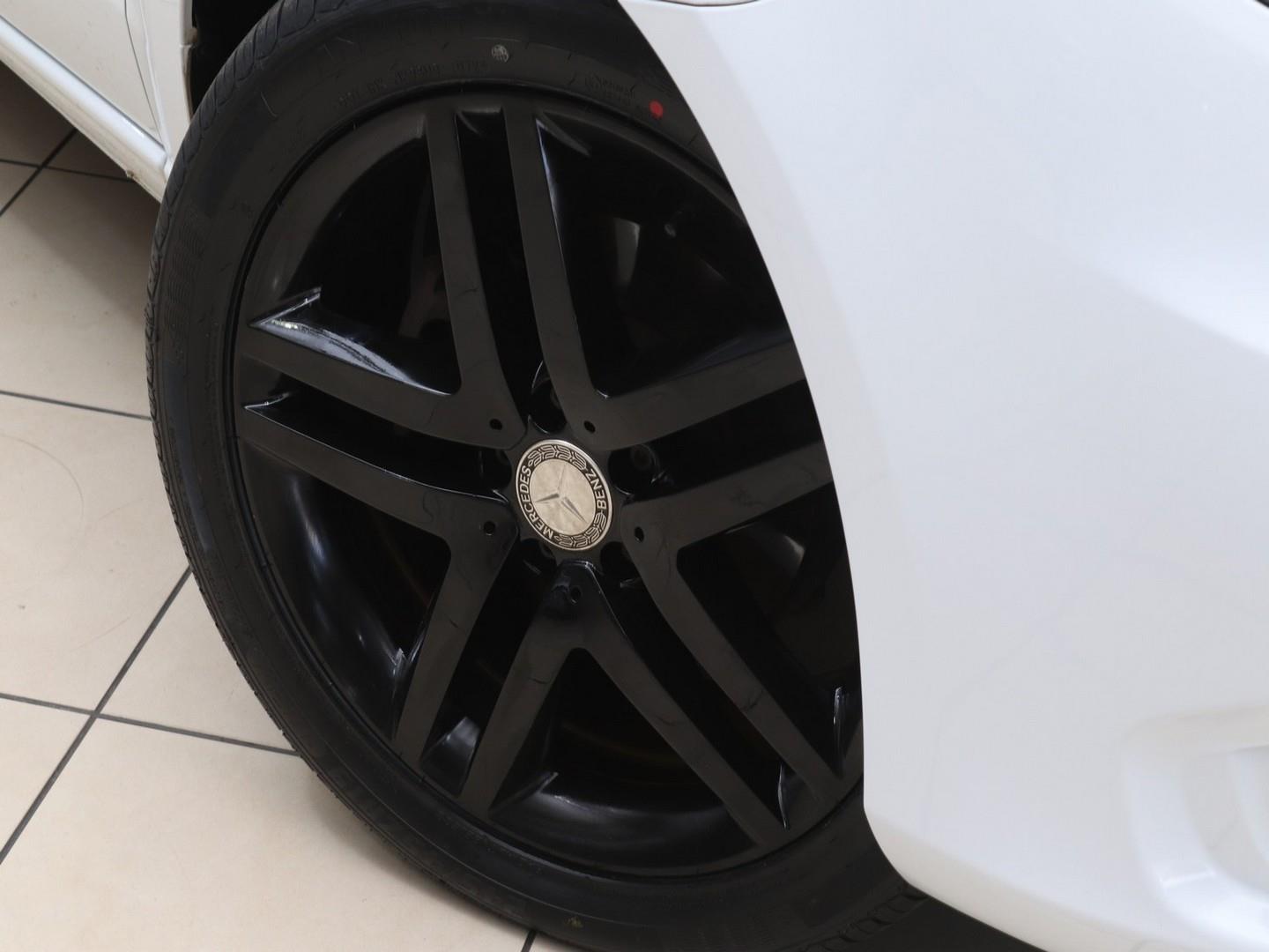 Mercedes-Benz Vito - Image 6