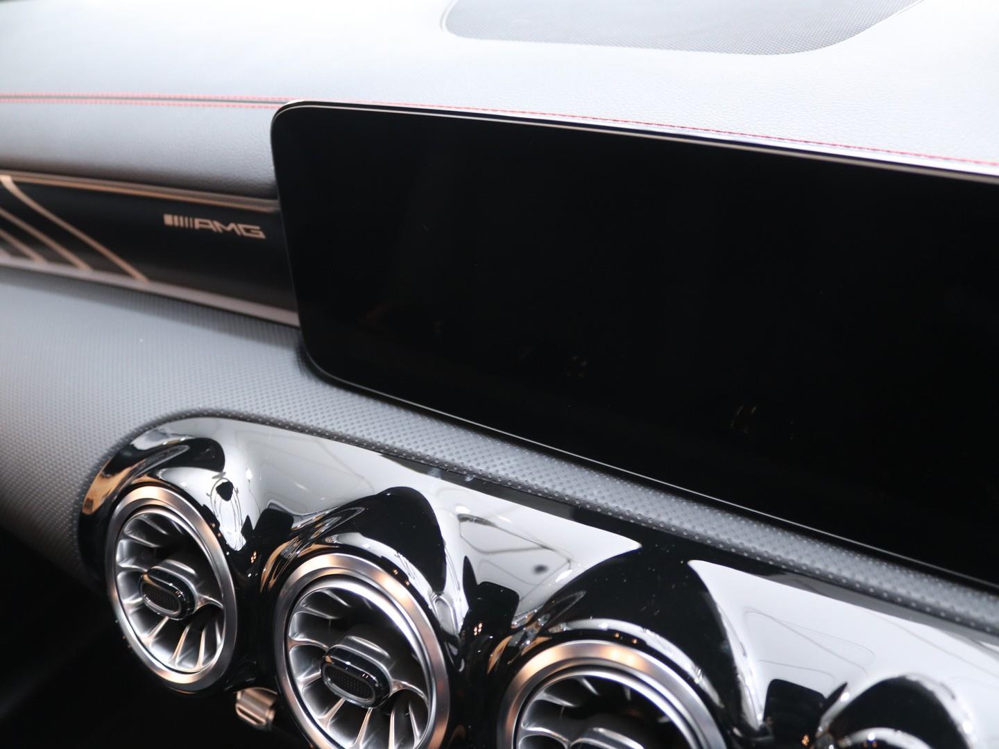 Mercedes-AMG CLA - Image 11