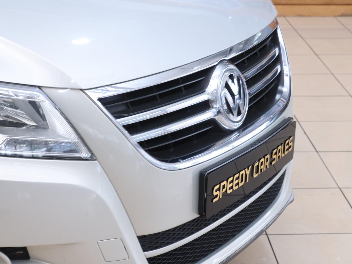 Volkswagen Tiguan - Image 4