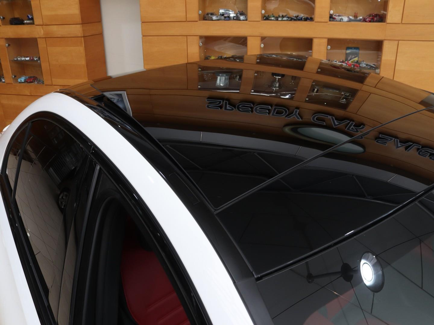 Mercedes-Benz C-Class - Image 8