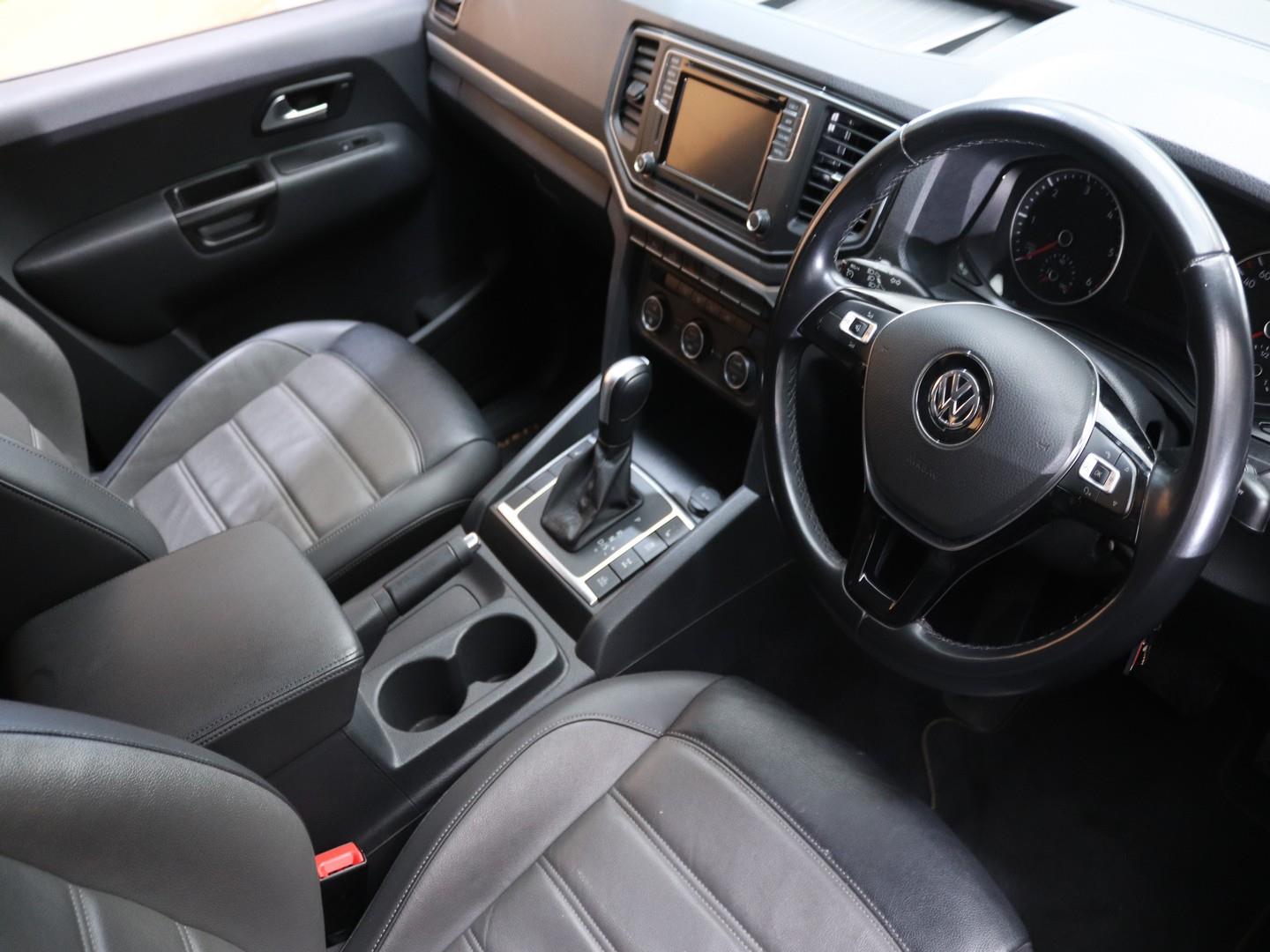 Volkswagen Amarok - Image 8