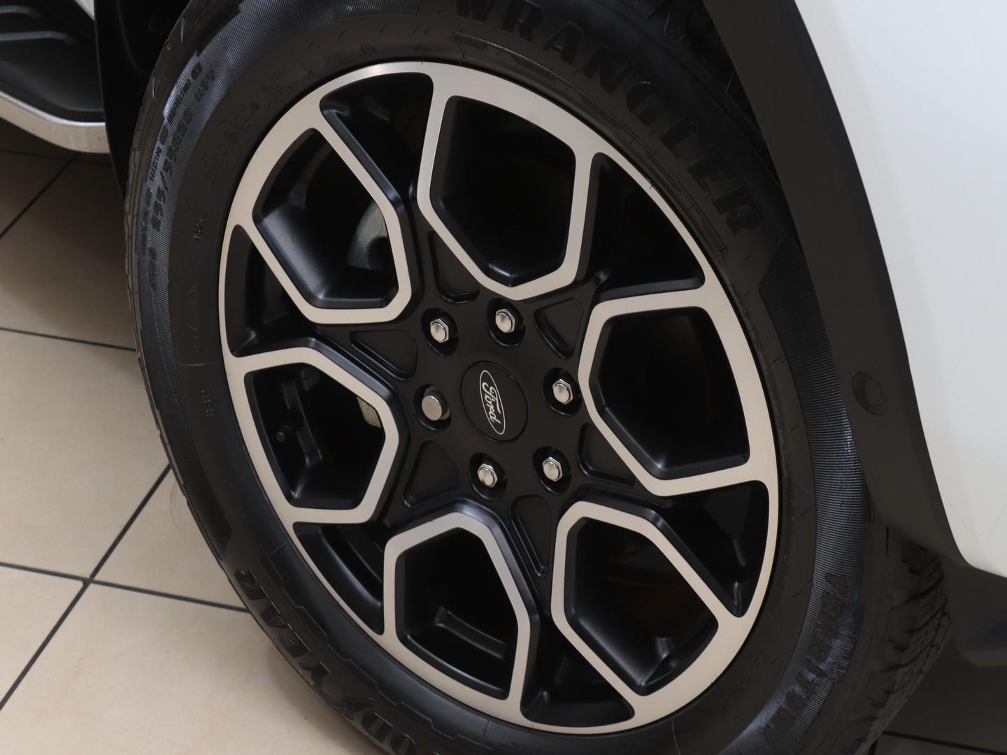 Ford Ranger - Image 6