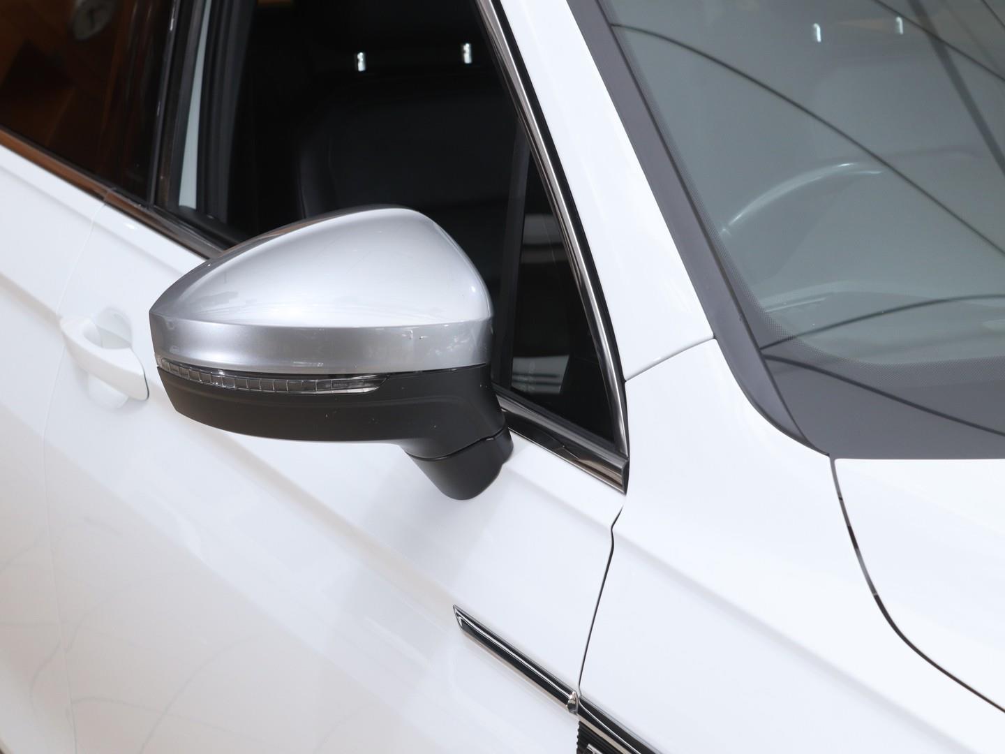 Volkswagen Tiguan Allspace - Image 7