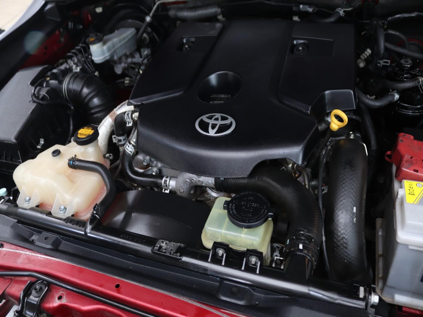 Toyota Hilux - Image 15